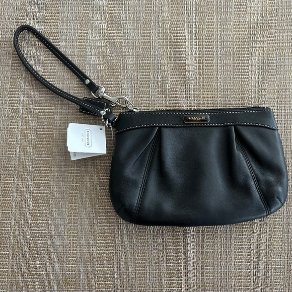 Coach Handbags - NWT Coach Leather Pleated Medium Wristlet - Black